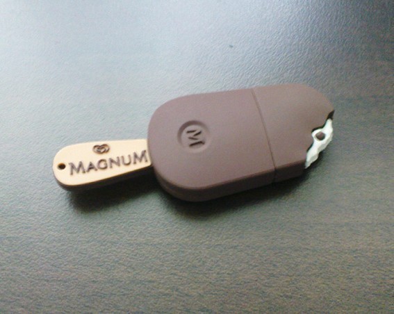 Magnum-USB-Flash-Drive